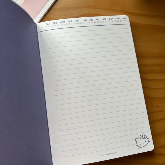 Sanrio x Erin Condren Stationery Bundle -Lined Notebook & Weekly Notepad Planner - Picture 7 of 12